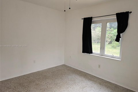 Villa ou maison à louer à Biscayne Park, Floride: 2 chambres, 86.4 m2 № 1998968 - photo 17