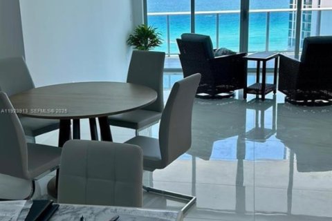 Condominio en venta en Sunny Isles Beach, Florida, 2 dormitorios, 128.39 m2 № 2082872 - foto 22