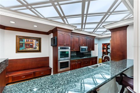 Condo in Saint Petersburg, Florida, 3 bedrooms  № 1781297 - photo 9