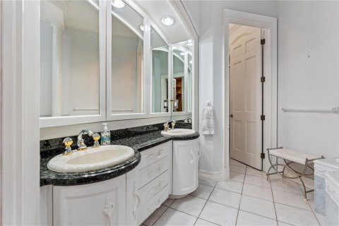 Condo in Saint Petersburg, Florida, 3 bedrooms  № 1781297 - photo 25