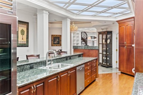 Condo in Saint Petersburg, Florida, 3 bedrooms  № 1781297 - photo 10