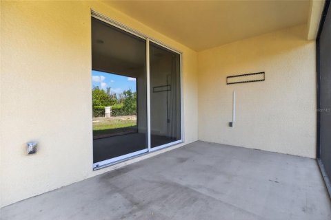 Villa ou maison à vendre à Punta Gorda, Floride: 2 chambres, 140.84 m2 № 2113012 - photo 28