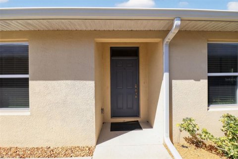 Villa ou maison à vendre à Punta Gorda, Floride: 2 chambres, 140.84 m2 № 2113012 - photo 4
