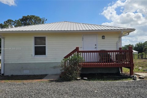 Casa en Clewiston, Florida 1 dormitorio, 83.61 m2 № 2029792