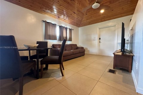 Villa ou maison à vendre à Clewiston, Floride: 1 chambre, 83.61 m2 № 2029792 - photo 10