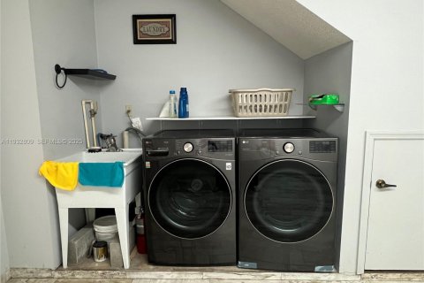 Townhouse in Saint Augustine, Florida 3 bedrooms № 1992523 - photo 25