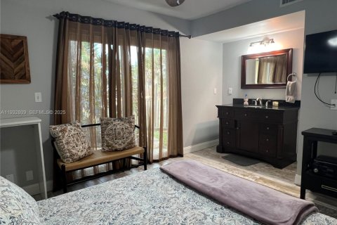 Townhouse in Saint Augustine, Florida 3 bedrooms № 1992523 - photo 28