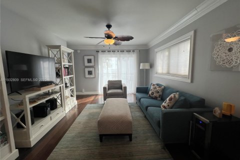 Townhouse in Saint Augustine, Florida 3 bedrooms № 1992523 - photo 9