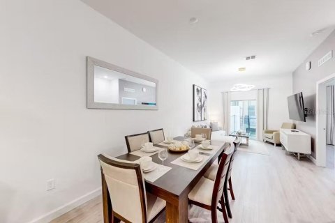 Touwnhouse à vendre à Davenport, Floride: 4 chambres, 187.66 m2 № 1808413 - photo 5