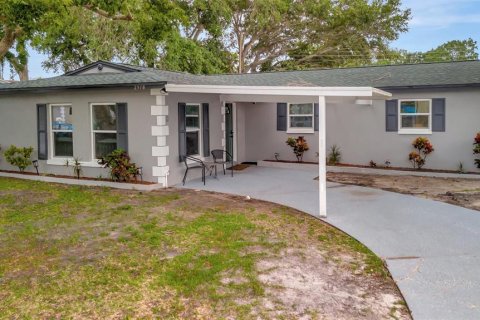 Villa ou maison à vendre à Largo, Floride: 4 chambres, 130.99 m2 № 1898843 - photo 4