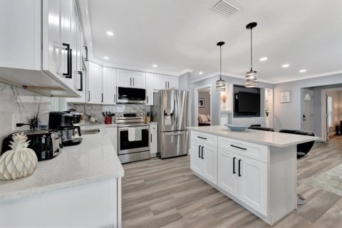 Villa ou maison à vendre à Largo, Floride: 4 chambres, 130.99 m2 № 1898843 - photo 18
