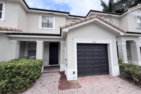 Townhouse in Homestead, Florida 3 bedrooms, 135.27 sq.m. № 2193065 - photo 16