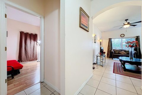 Casa en venta en Orlando, Florida, 3 dormitorios, 112.88 m2 № 2330424 - foto 5