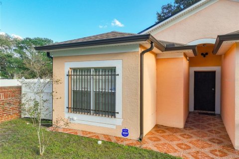 Casa en venta en Orlando, Florida, 3 dormitorios, 112.88 m2 № 2330424 - foto 2