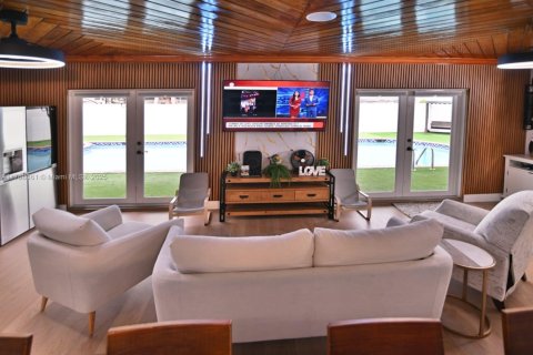 Купить виллу или дом в Майами, Флорида 4 спальни, 237.64м2, № 1585085 - фото 16