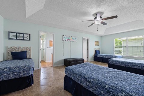Casa en venta en Palm Coast, Florida, 4 dormitorios, 268.3 m2 № 1910151 - foto 27