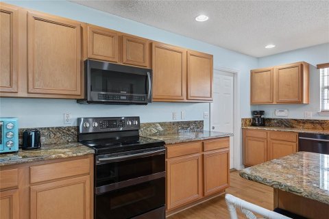 Casa en venta en Palm Coast, Florida, 4 dormitorios, 268.3 m2 № 1910151 - foto 25