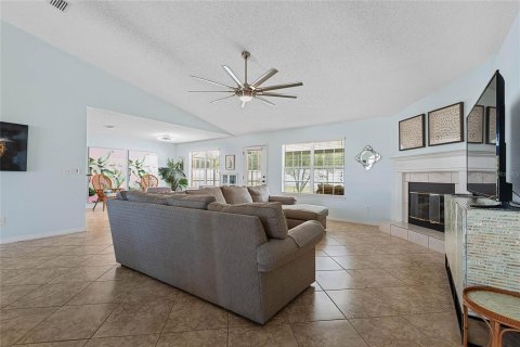 Casa en venta en Palm Coast, Florida, 4 dormitorios, 268.3 m2 № 1910151 - foto 5