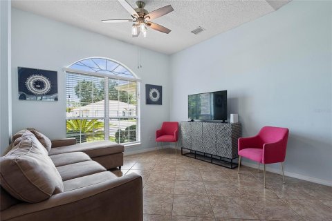 Casa en venta en Palm Coast, Florida, 4 dormitorios, 268.3 m2 № 1910151 - foto 16