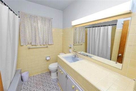 House in Davenport, Florida 3 bedrooms, 178.47 sq.m. № 1765973 - photo 27