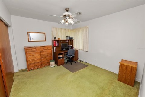 House in Davenport, Florida 3 bedrooms, 178.47 sq.m. № 1765973 - photo 26