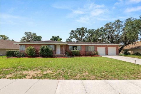 House in Davenport, Florida 3 bedrooms, 178.47 sq.m. № 1765973 - photo 1