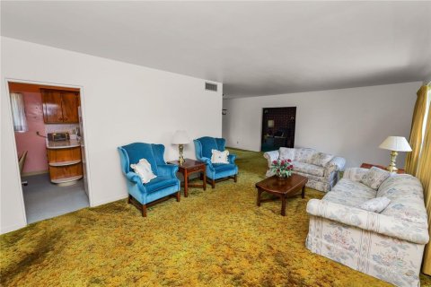 House in Davenport, Florida 3 bedrooms, 178.47 sq.m. № 1765973 - photo 5