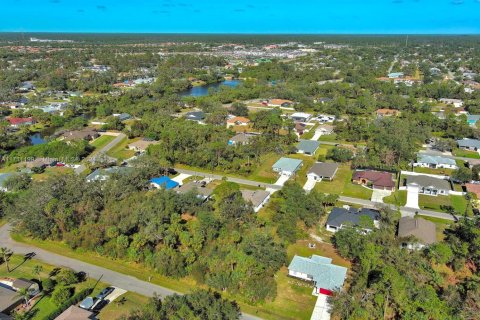 Terreno en venta en North Port, Florida № 1984853 - foto 4