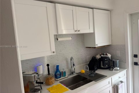 Appartement à louer à Miami, Floride: 1 chambre, 55.74 m2 № 2415664 - photo 4