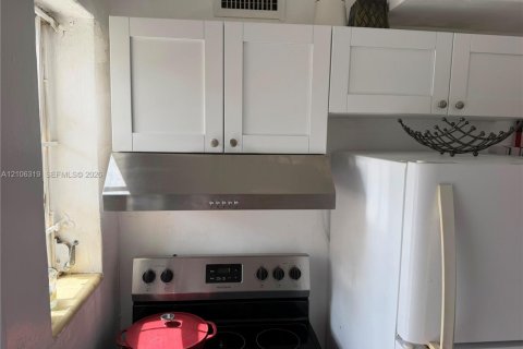 Appartement à louer à Miami, Floride: 1 chambre, 55.74 m2 № 2415664 - photo 3