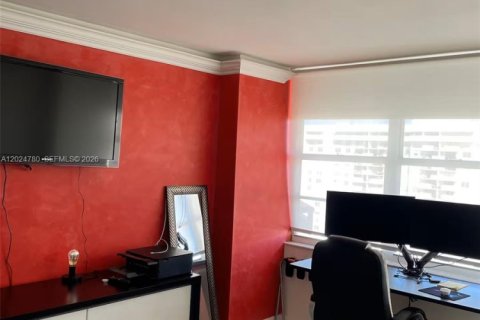 Снять в аренду кондоминиум в Авентура, Флорида 2 спальни, 149.11м2, № 2077375 - фото 23