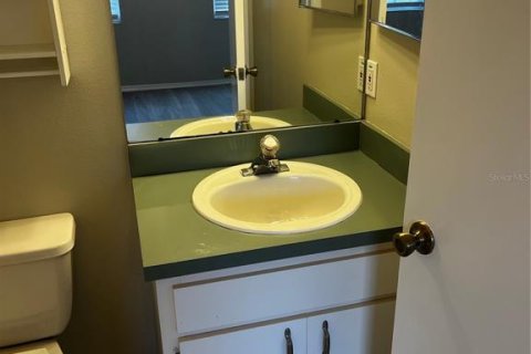 Townhouse in Oldsmar, Florida 2 bedrooms, 103.12 sq.m. № 2230226 - photo 11