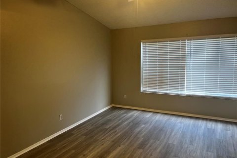 Townhouse in Oldsmar, Florida 2 bedrooms, 103.12 sq.m. № 2230226 - photo 15