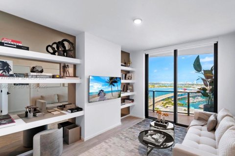 Condo in Miami, Florida, 2 bedrooms  № 2086829 - photo 4