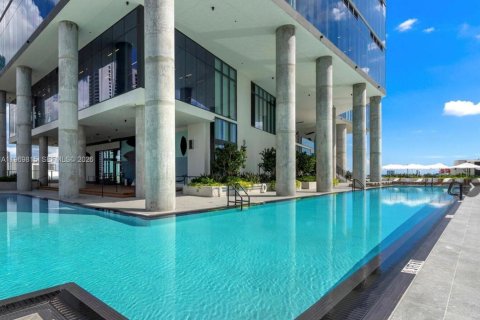Condo in Miami, Florida, 2 bedrooms  № 2086829 - photo 8