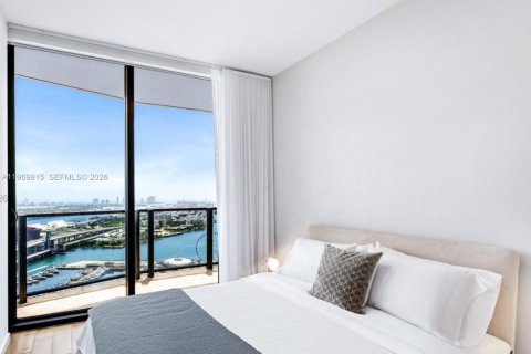 Condo in Miami, Florida, 2 bedrooms  № 2086829 - photo 6