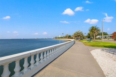 Touwnhouse à vendre à Tampa, Floride: 3 chambres, 173.91 m2 № 2149853 - photo 30