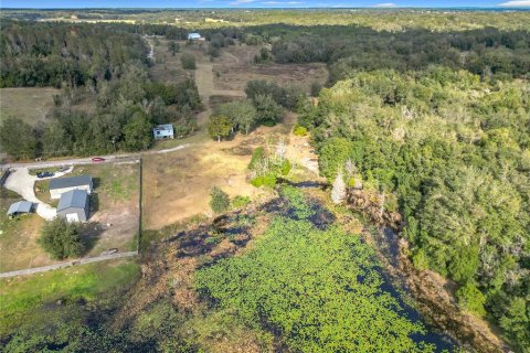 House in Lady Lake, Florida 3 bedrooms, 135.27 sq.m. № 1561795 - photo 5
