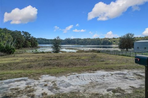 House in Lady Lake, Florida 3 bedrooms, 135.27 sq.m. № 1561795 - photo 6