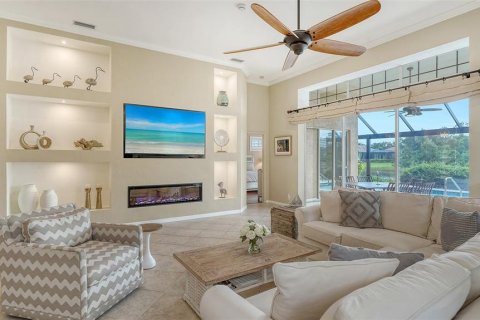 House in University Park, Florida 3 bedrooms, 208.29 sq.m. № 1903488 - photo 7