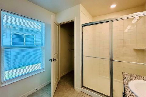 Villa ou maison à louer à Auburndale, Floride: 4 chambres, 184.23 m2 № 2410573 - photo 21