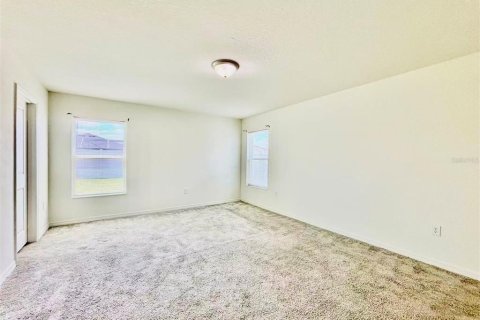 Villa ou maison à louer à Auburndale, Floride: 4 chambres, 184.23 m2 № 2410573 - photo 16