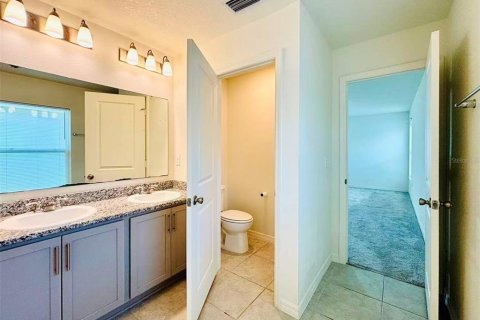 Villa ou maison à louer à Auburndale, Floride: 4 chambres, 184.23 m2 № 2410573 - photo 20