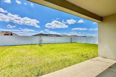 Villa ou maison à louer à Auburndale, Floride: 4 chambres, 184.23 m2 № 2410573 - photo 5