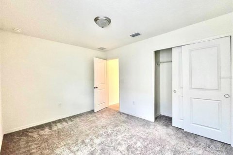 Villa ou maison à louer à Auburndale, Floride: 4 chambres, 184.23 m2 № 2410573 - photo 28
