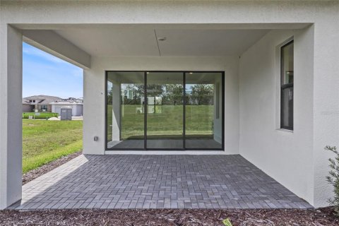 House in Lakewood Ranch, Florida 2 bedrooms, 155.61 sq.m. № 1913166 - photo 21
