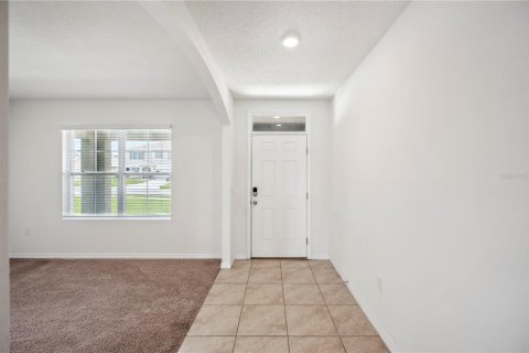 House in Lakeland, Florida 5 bedrooms, 250.46 sq.m. № 1784528 - photo 5