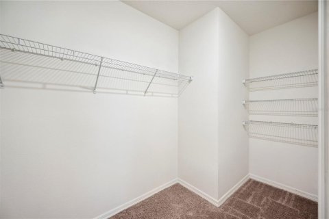 House in Lakeland, Florida 5 bedrooms, 250.46 sq.m. № 1784528 - photo 28