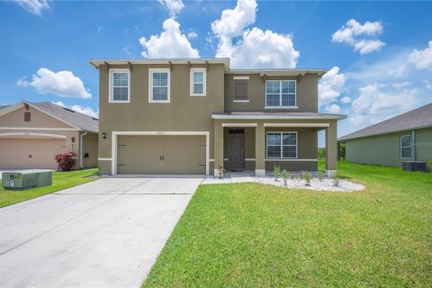 House in Lakeland, Florida 5 bedrooms, 250.46 sq.m. № 1784528 - photo 1