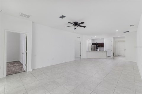 Casa en alquiler en Eagle Lake, Florida, 4 dormitorios, 199.74 m2 № 1904614 - foto 8